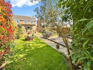HEATH ROAD- click for photo gallery